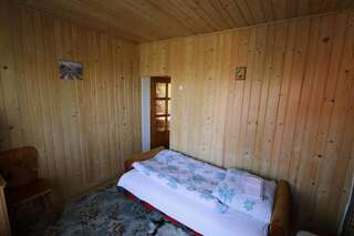 Отели типа «постель и завтрак» Agroturystyka Tyniok Конякув Бюджетный двухместный номер с 2 отдельными кроватями-3